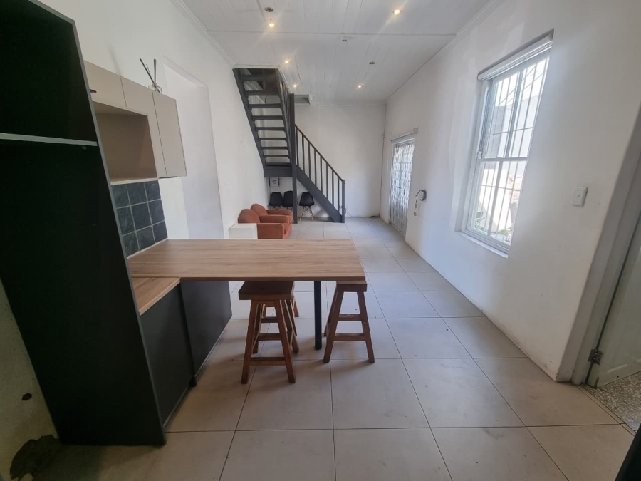 To Let 3 Bedroom Property for Rent in Woodstock Western Cape
